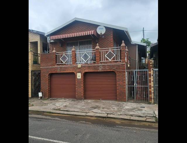 3 BEDROOM HOUSE FOR SALE IN REDCLIFFE